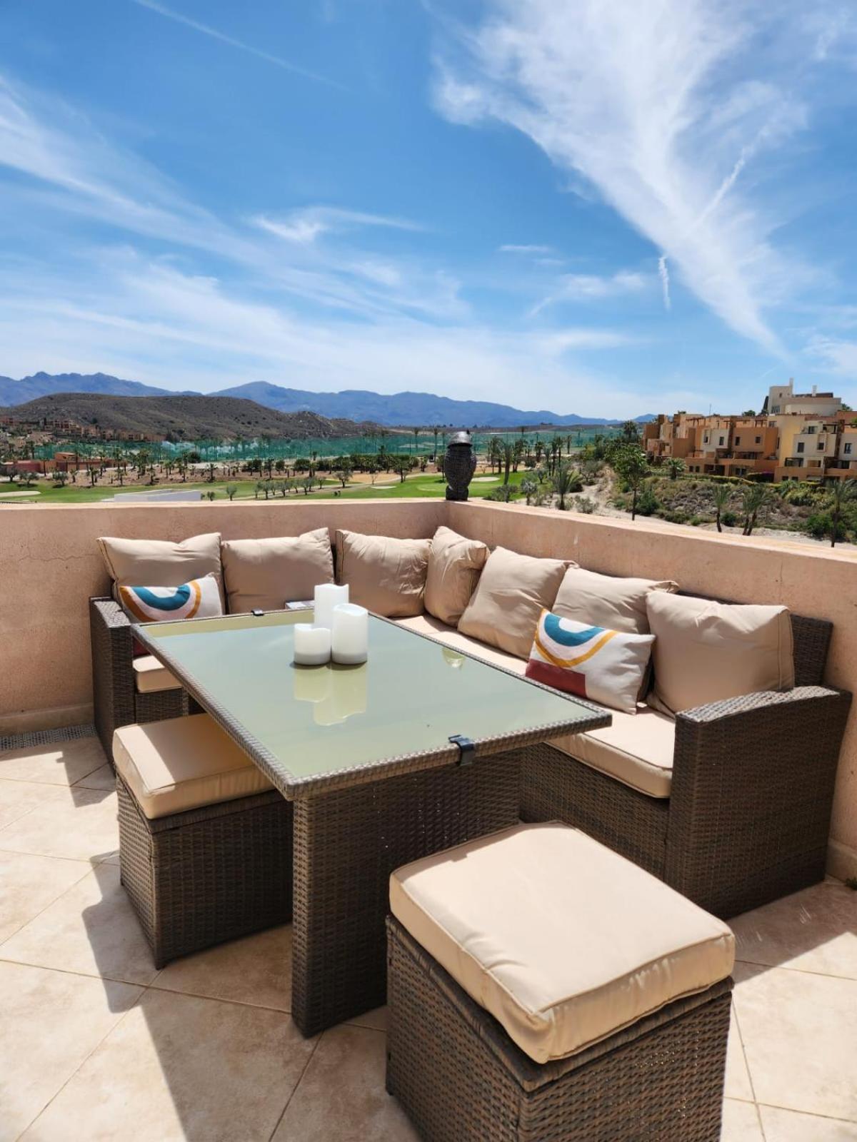 Atico Esquinero Con Preciosas Vistas Al Valle Del Este Golf Con Piscina Comunitaria! Vera Luaran gambar