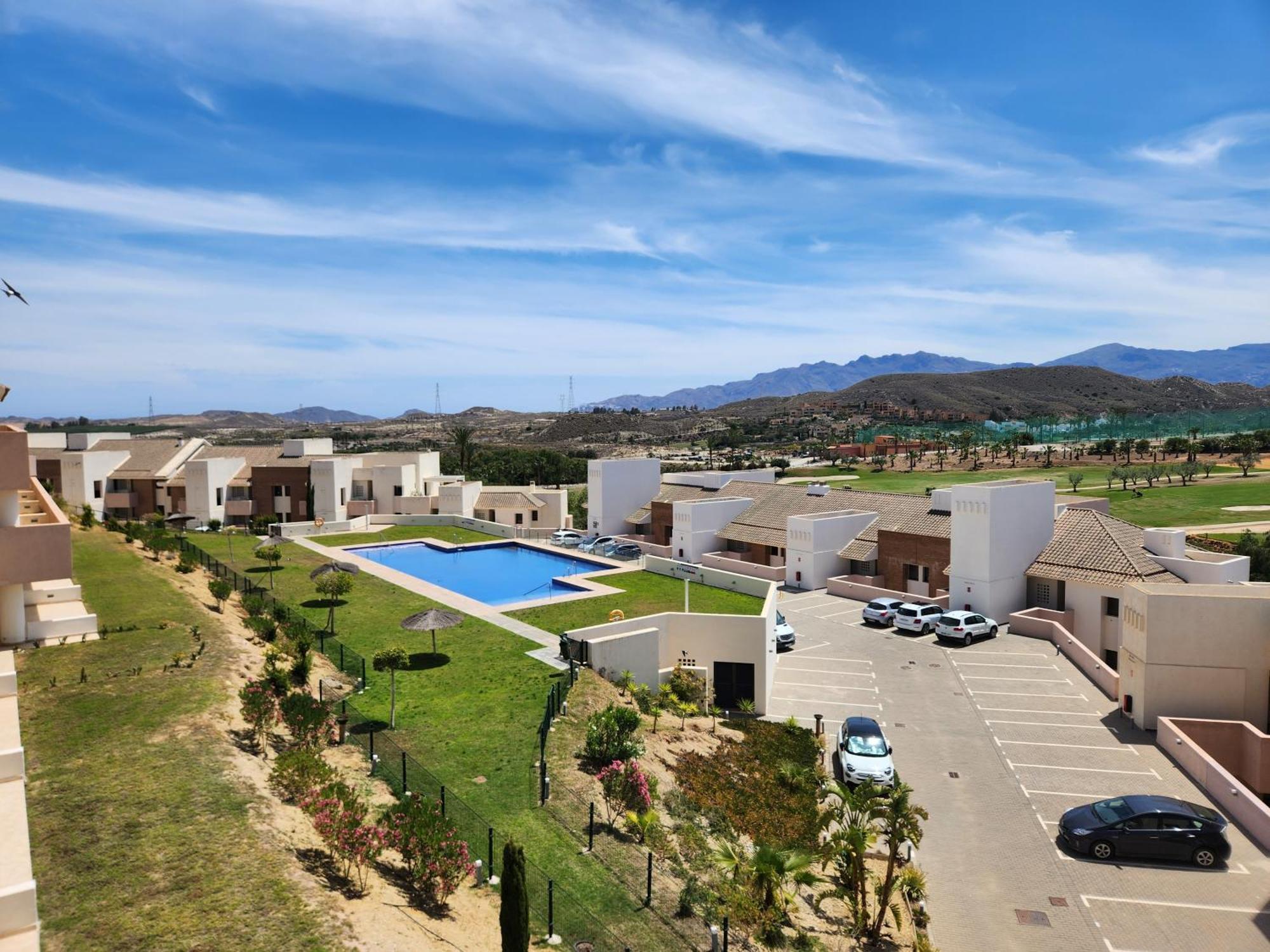 Atico Esquinero Con Preciosas Vistas Al Valle Del Este Golf Con Piscina Comunitaria! Vera Luaran gambar